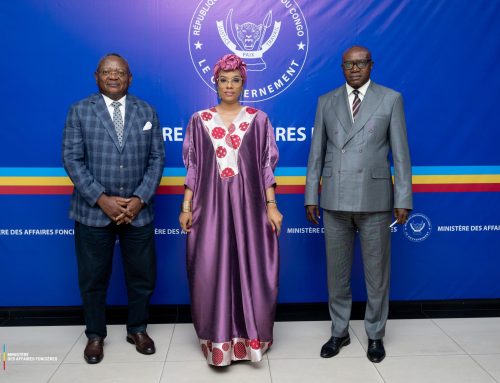 Rencontre entre le Secrétaire Exécutif National du FONAREDD et Madame la Ministre des Affaires Foncières.